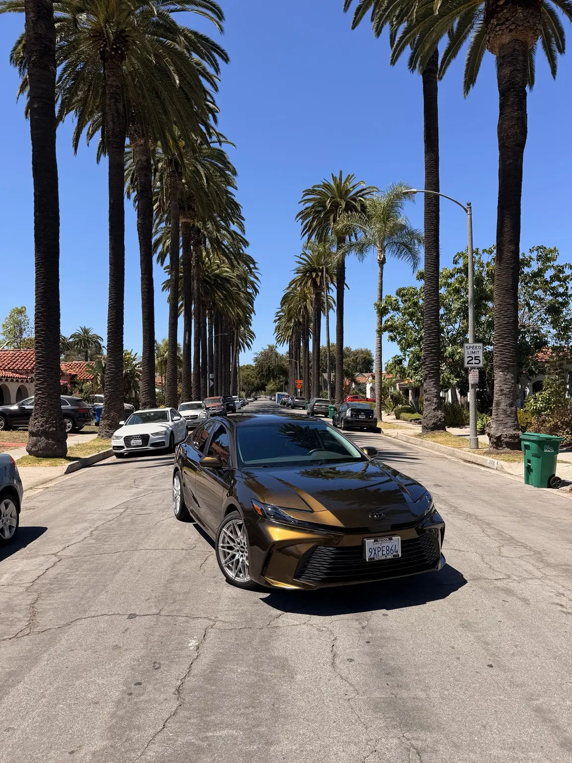 2026 TOYOTA CAMRY — METALLIC MIDNIGHT GOLD