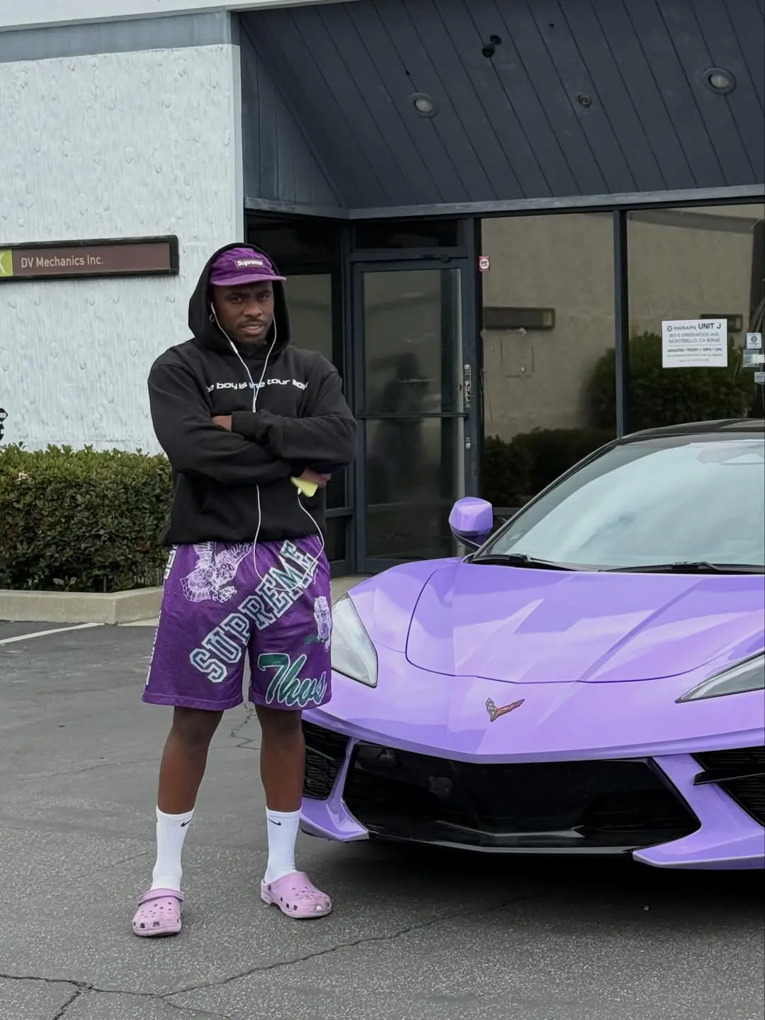 CHEVROLET CORVETTE C8 — PURPLE